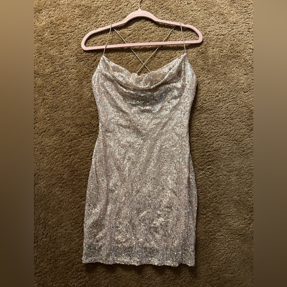 Curvy sequence dress, slip on inside so it’s smooth, size M